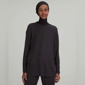 Lululemon Modal Pleated Back Long Sleeve Shirt Size 8 Black